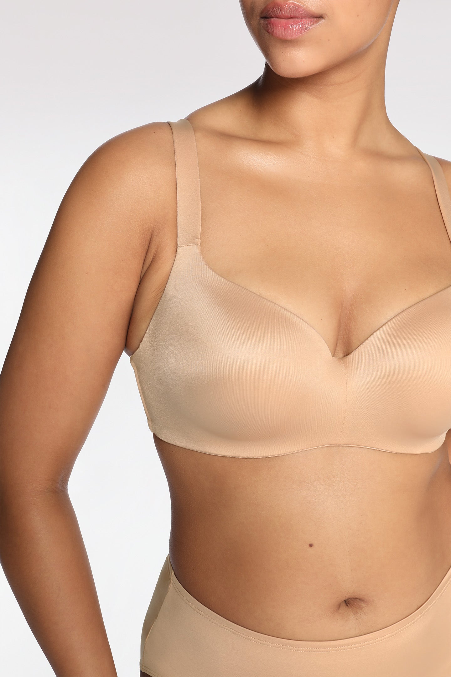Buy SMOOTH MIRACLE CAMI BRA online at Intimo